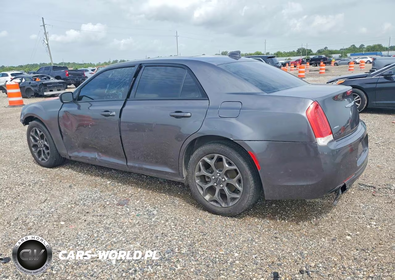 2018 Chrysler 300 S VIN:2C3CCAGG9JH256362 - 2