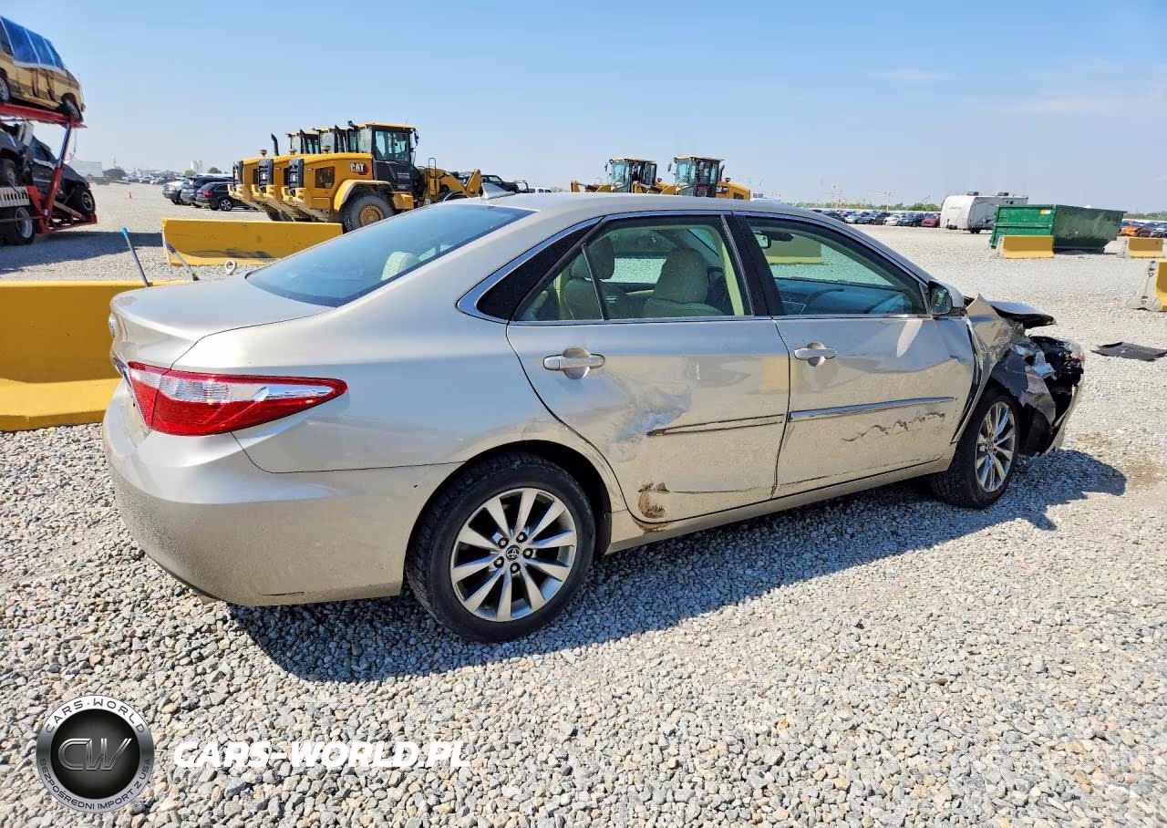 2015 Toyota Camry Xle V6 VIN:4T1BK1FK5FU565777 - 3