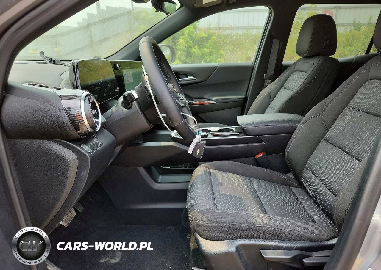 2026 Chevrolet Equinox VIN:3GNAXPEG0TL449787 - 7