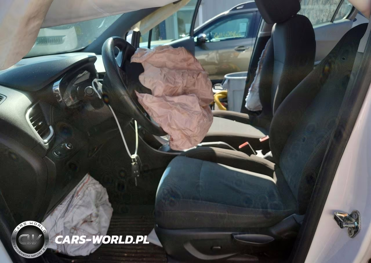 2017 Chevrolet Trax Ls VIN:KL7CJNSB7HB231495 - 7
