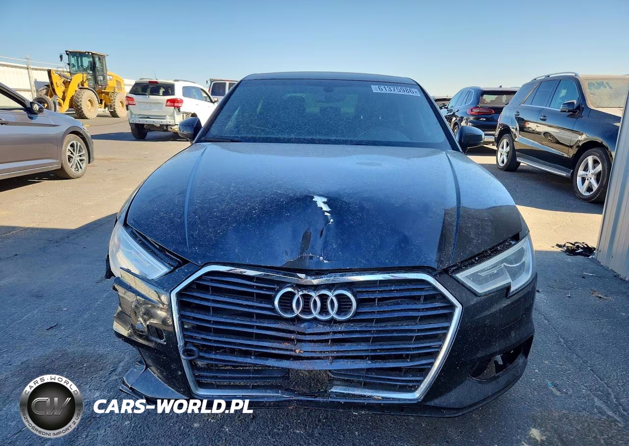 2018 Audi A3 Premium VIN:WAUAUGFF4J1015364 - 5