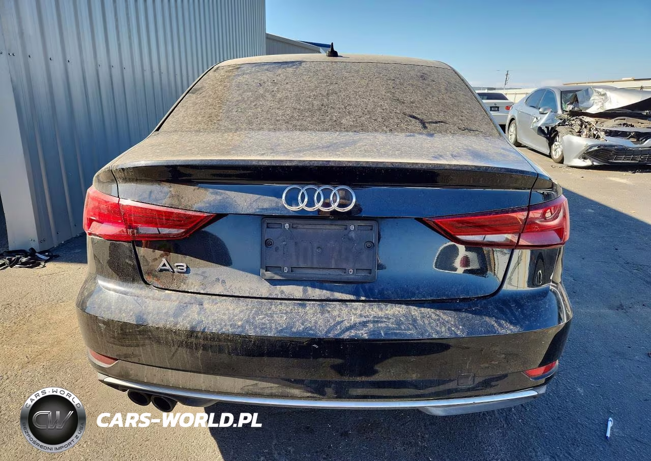 2018 Audi A3 Premium VIN:WAUAUGFF4J1015364 - 6