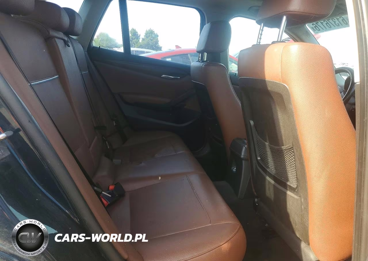 2013 BMW X1 xDrive28I VIN:WBAVL1C50DVR83665 - 11