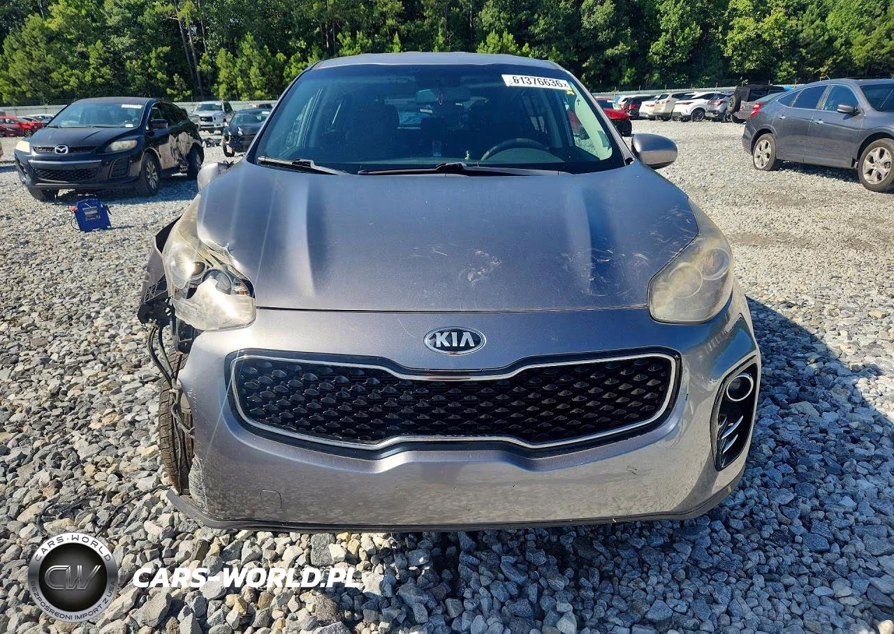 2018 Kia Sportage Lx VIN:KNDPMCACXJ7329844 - 5