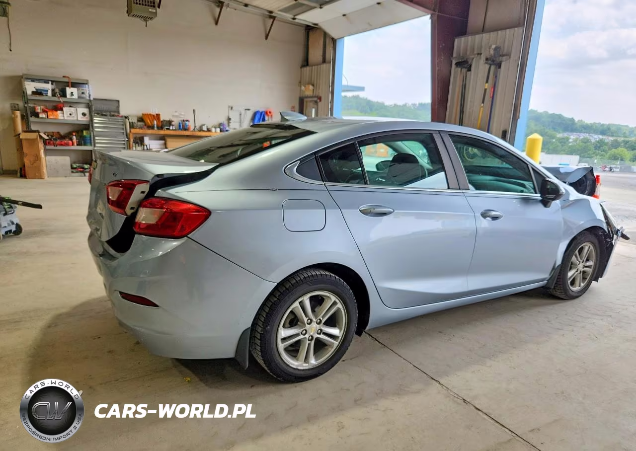2017 Chevrolet Cruze Lt VIN:1G1BE5SM9H7153222 - 3