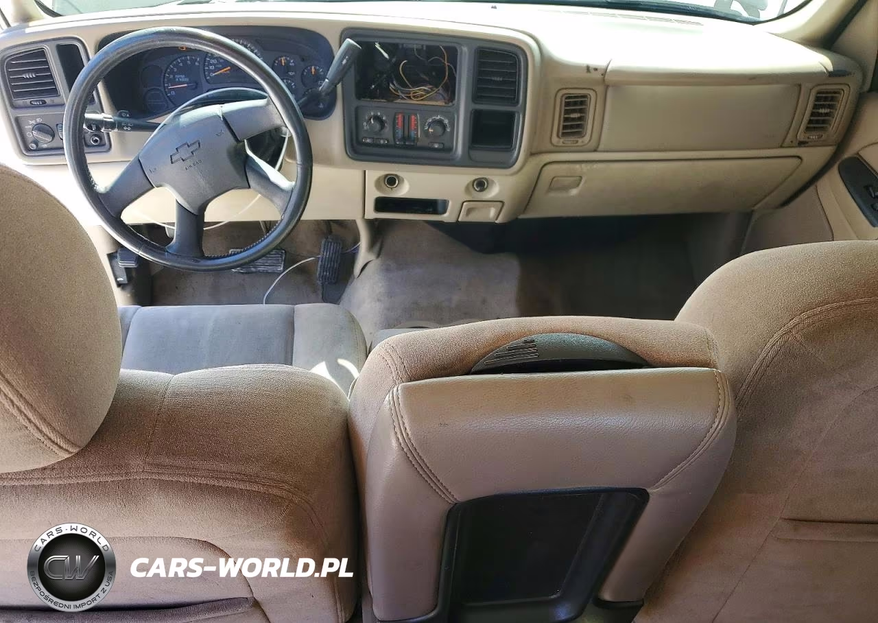 2004 Chevrolet Tahoe C1500 VIN:1GNEC13V34J154462 - 8