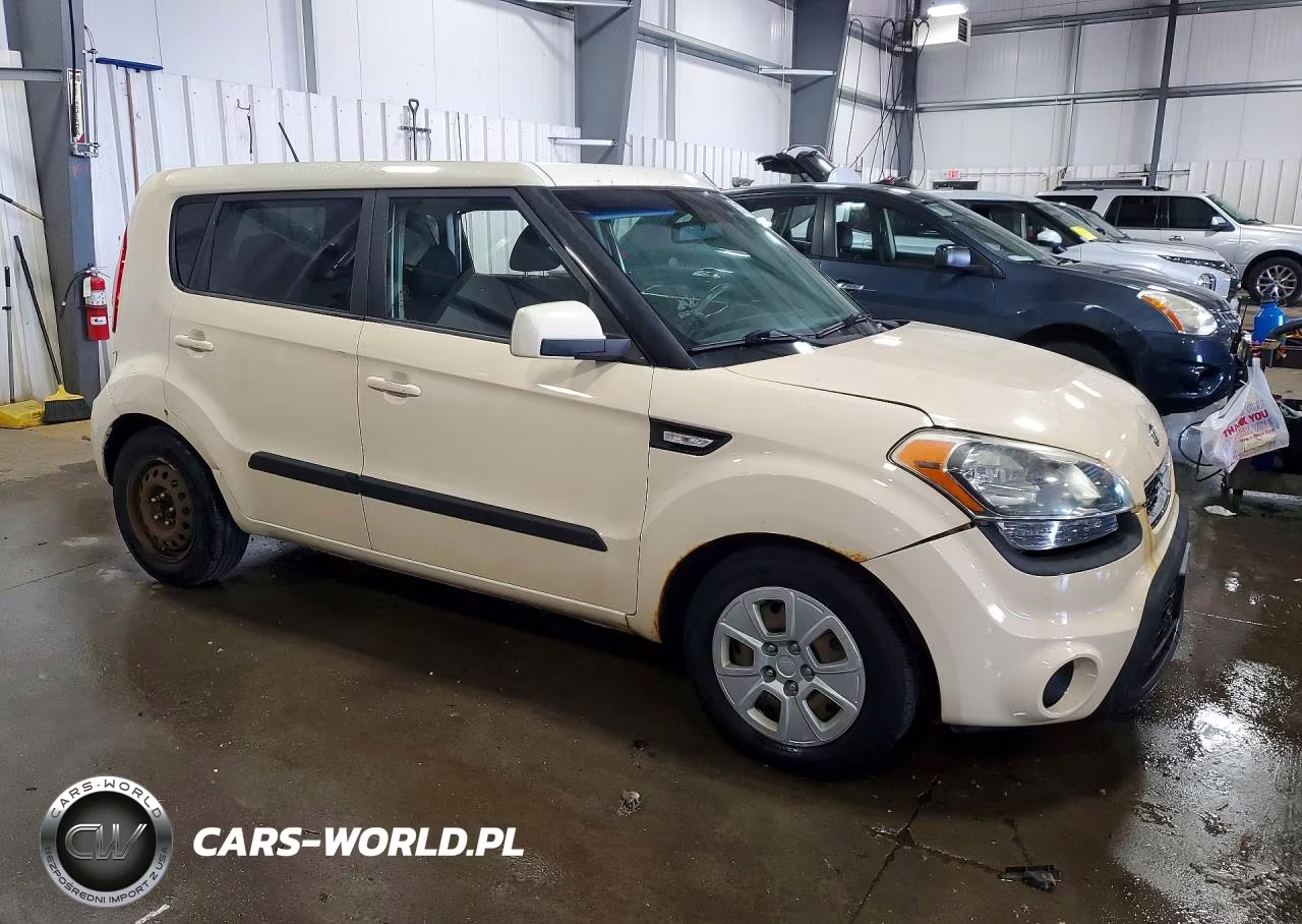 2012 Kia Soul Base VIN:KNDJT2A53C7424687 - 4