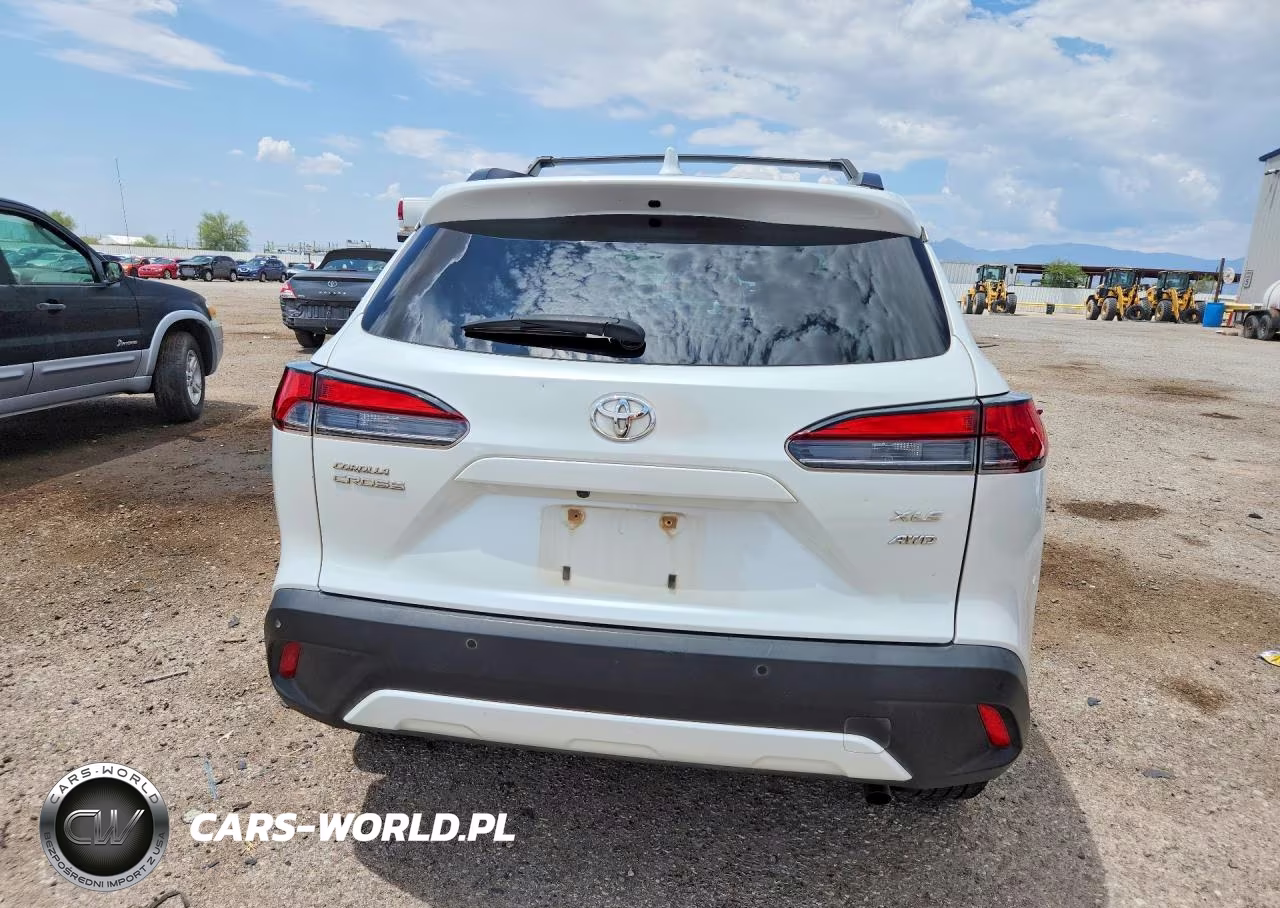 2022 Toyota Corolla Cross Xle VIN:7MUDAABG0NV022136 - 6