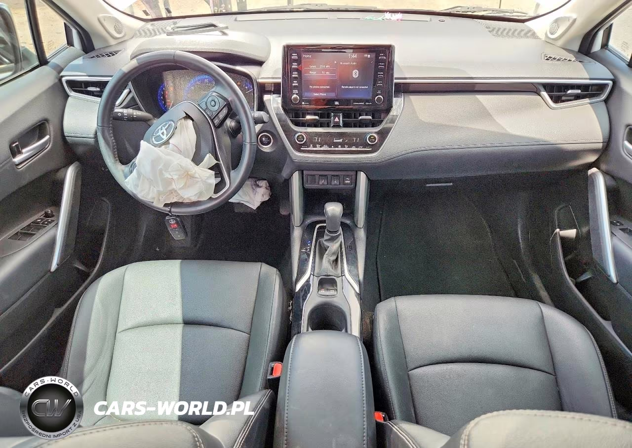 2022 Toyota Corolla Cross Xle VIN:7MUDAABG0NV022136 - 8
