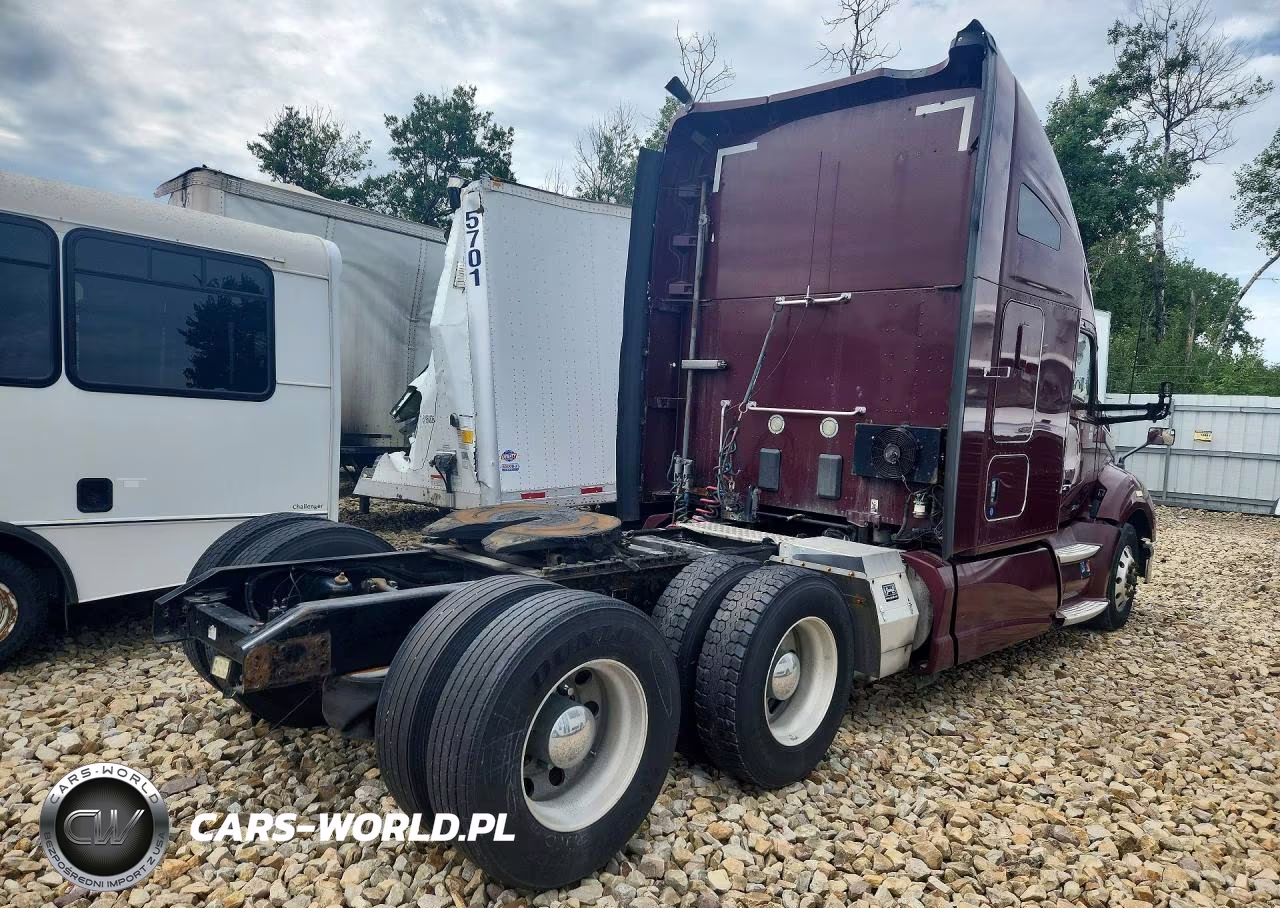 2015 Kenworth T680 Semi Truck VIN:1XKYDP9X9FJ384366 - 3