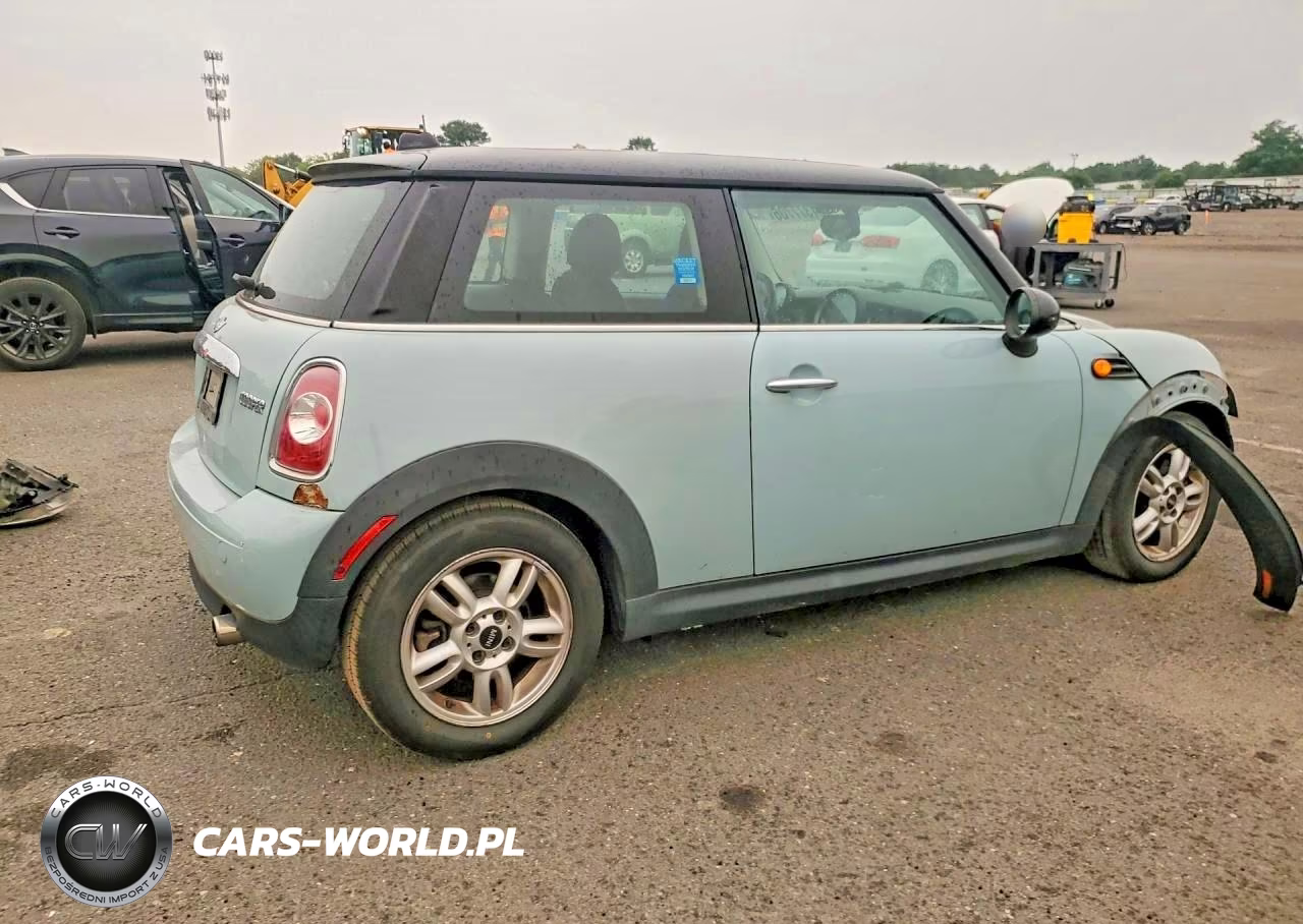 2012 Mini Cooper VIN:WMWSU3C50CT366966 - 3