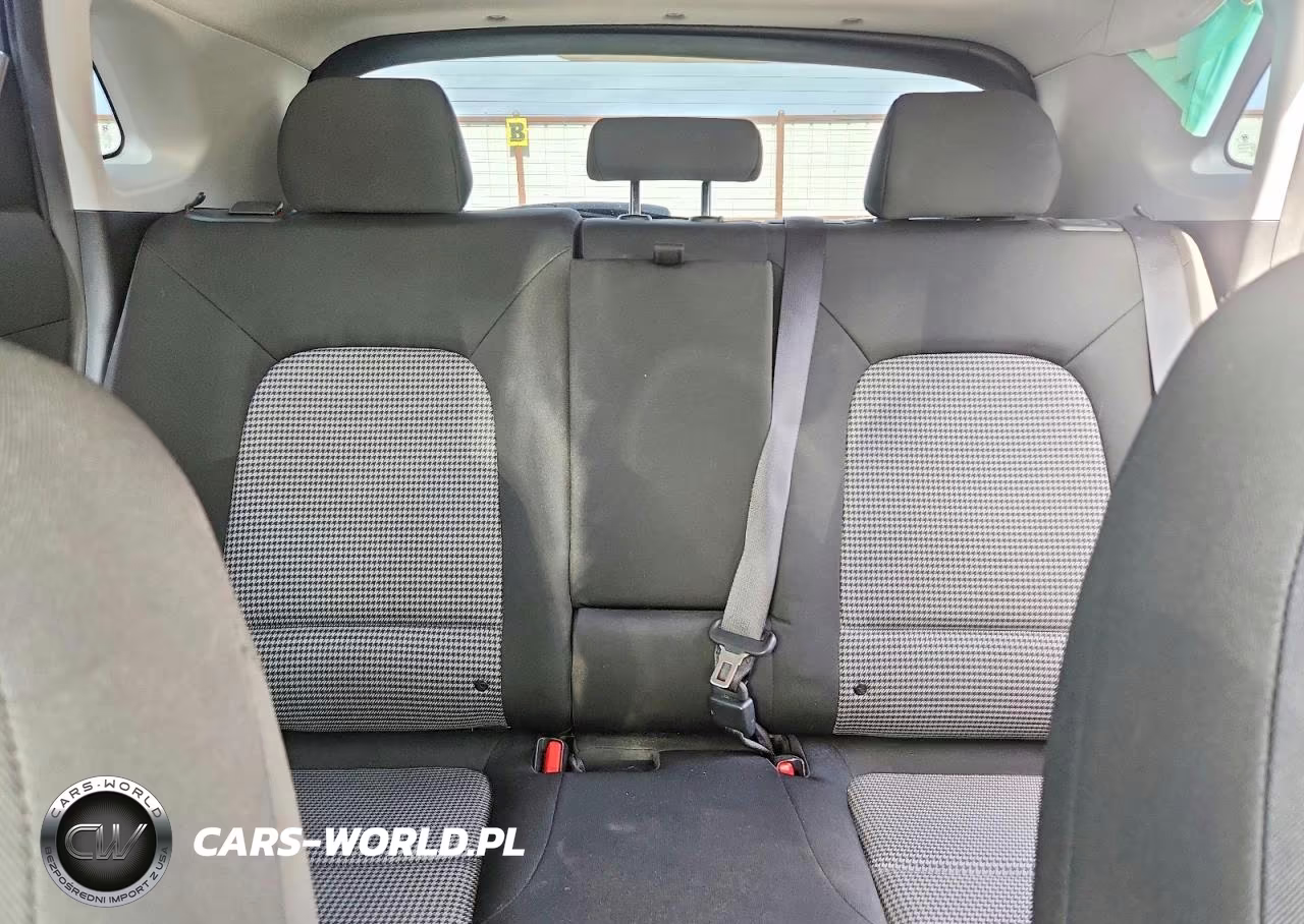 2018 Hyundai Kona Sel VIN:KM8K22AA2JU152051 - 10