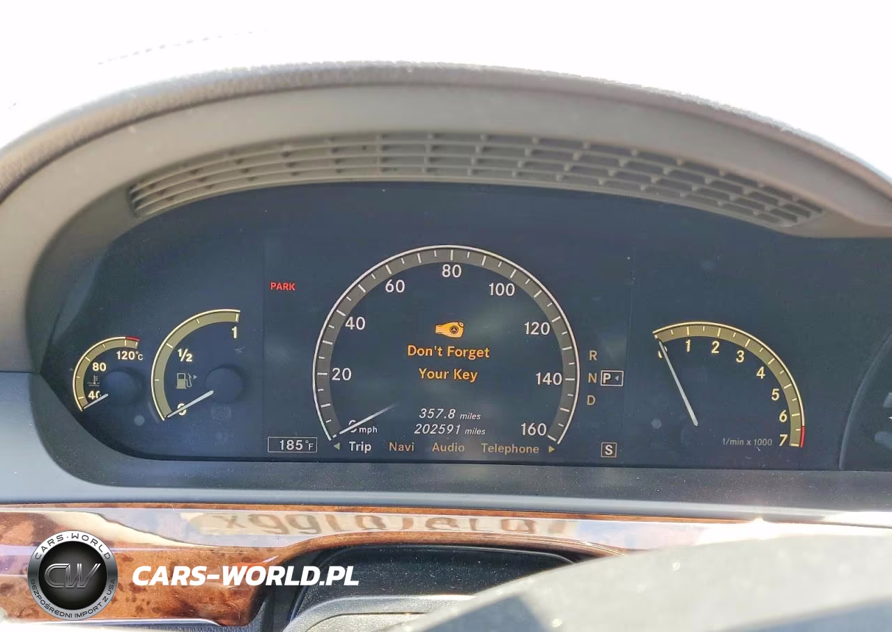 2008 Mercedes-Benz S 550 VIN:WDDNG71X98A216253 - 9