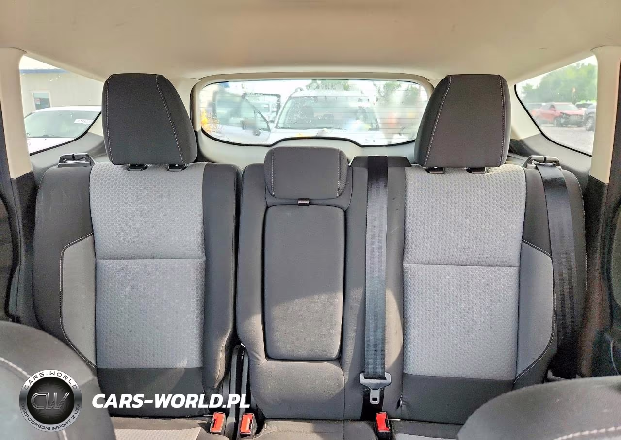 2017 Ford Escape Se VIN:1FMCU0GD8HUC37975 - 10