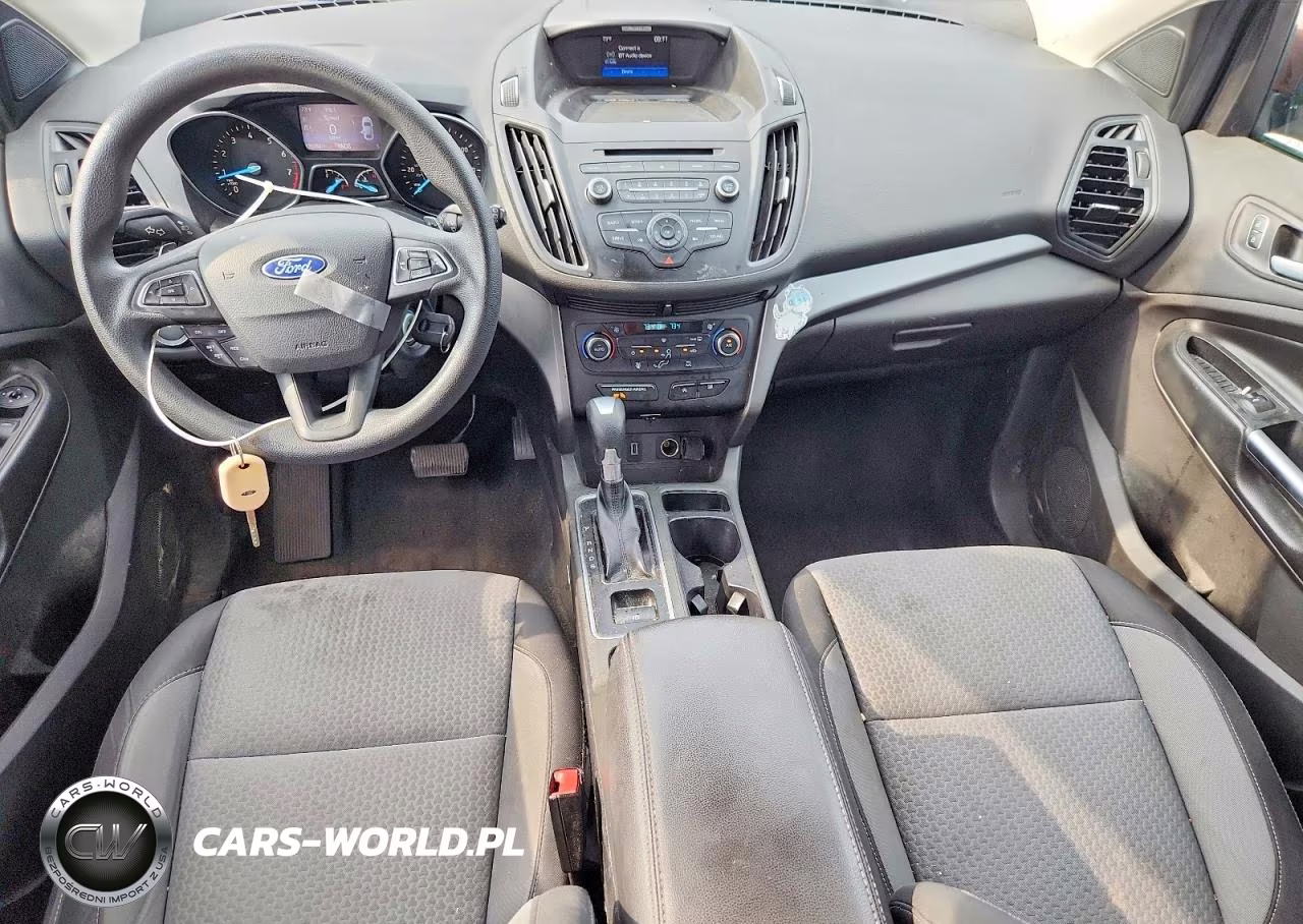 2017 Ford Escape Se VIN:1FMCU0GD8HUC37975 - 8