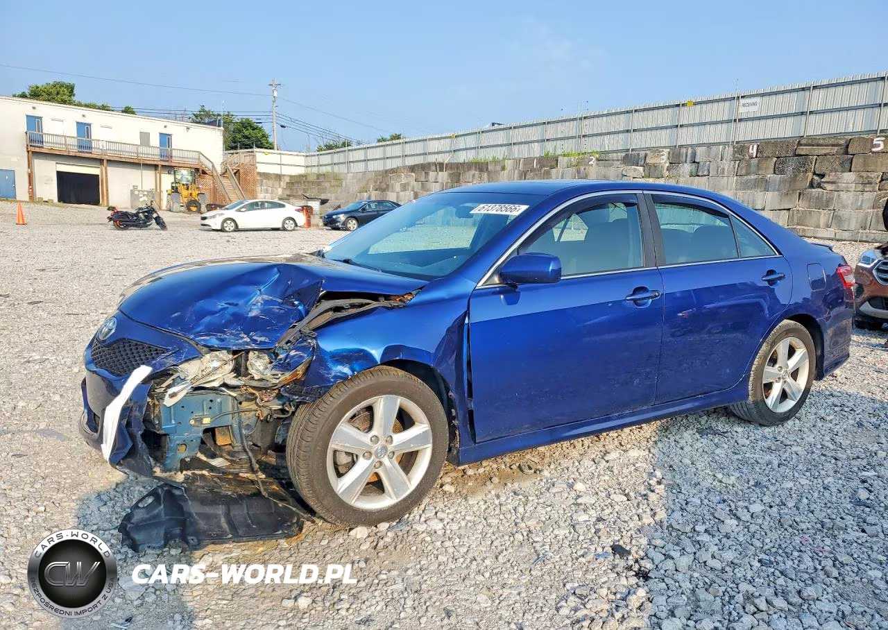 2011 Toyota Camry Se – zdjęcie 1 z 12