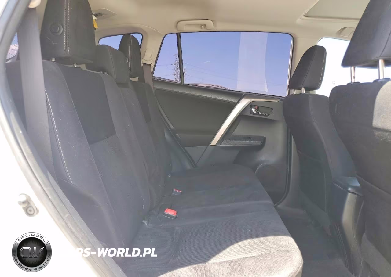 2015 Toyota Rav4 Xle VIN:JTMRFREV0FJ030777 - 10