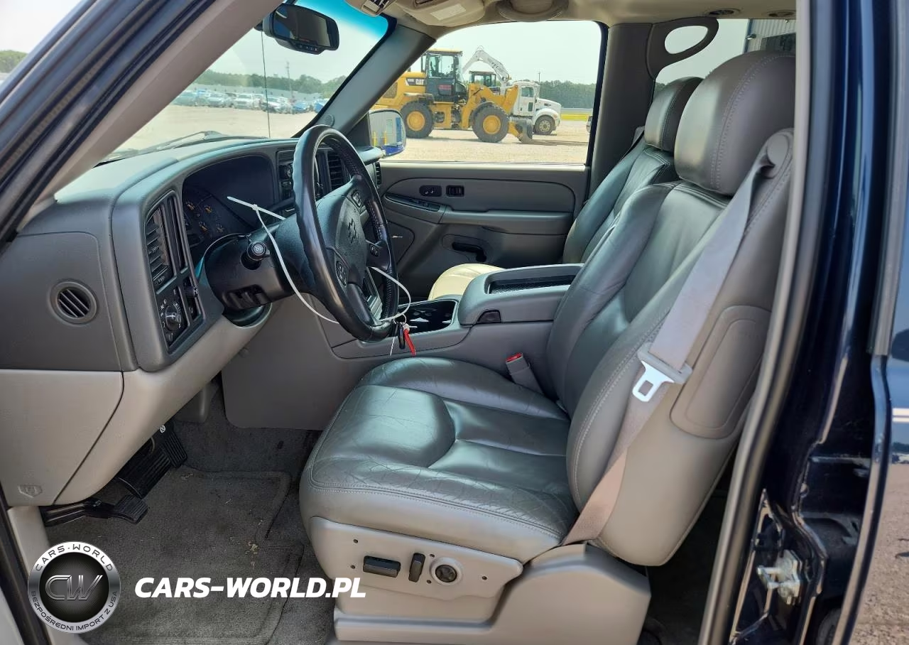 2004 Chevrolet Suburban C1500 VIN:1GNEC16Z84J199122 - 7