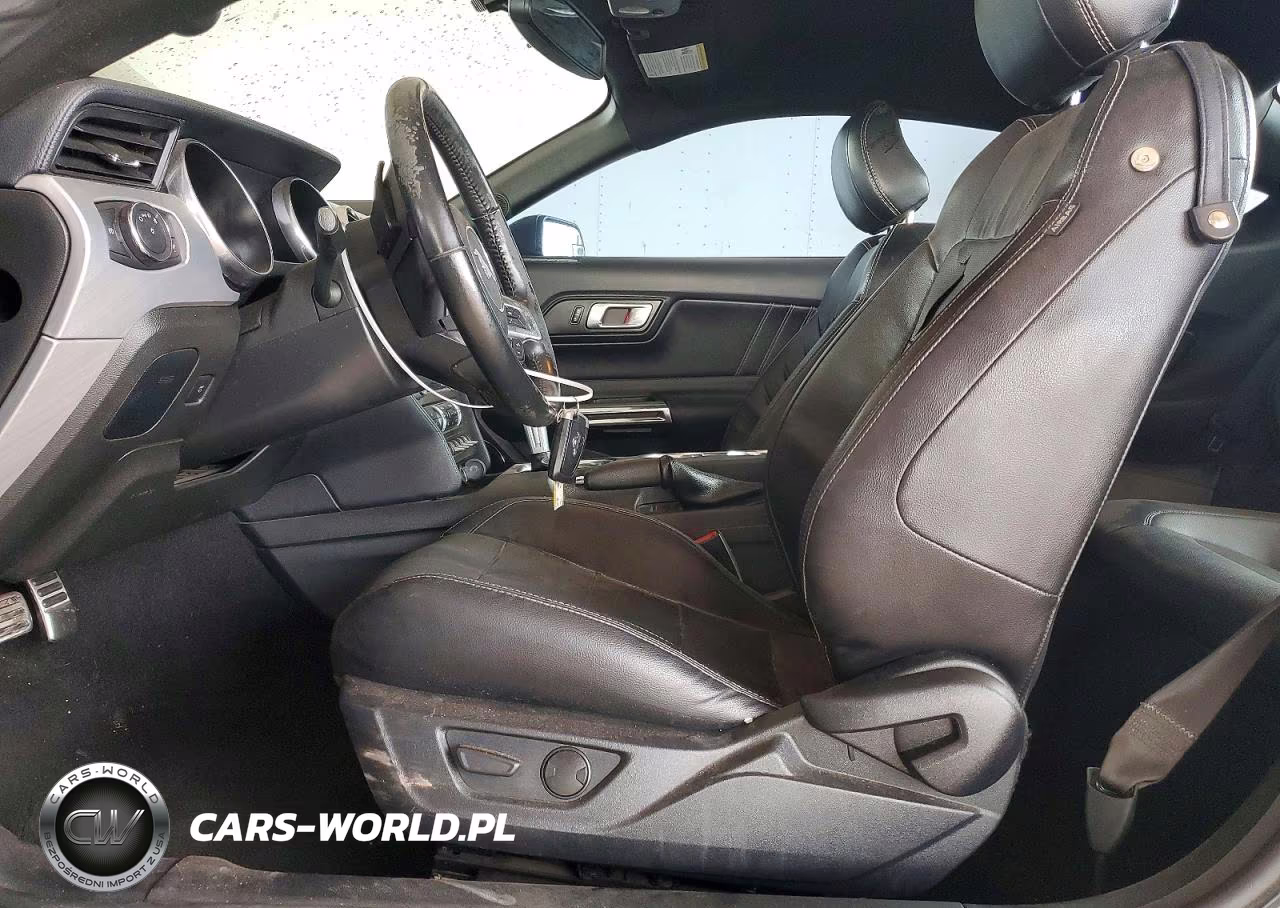 2020 Ford Mustang VIN:1FA6P8THXL5131925 - 7