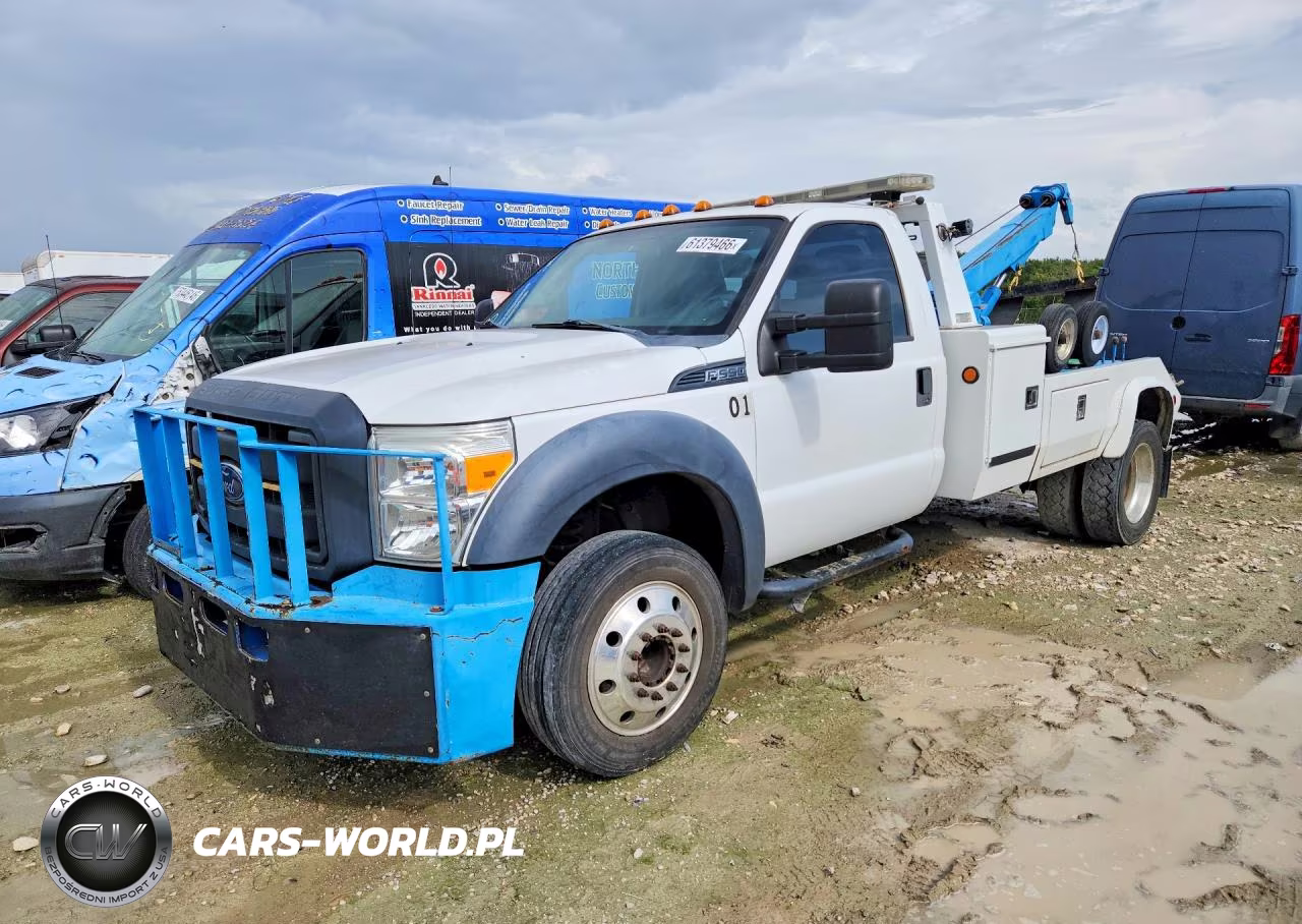 2015 Ford 550