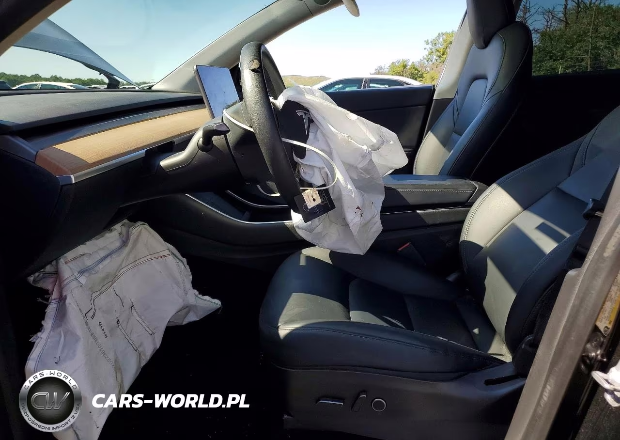 2020 Tesla Model Y VIN:5YJYGDEF2LF029153 - 7