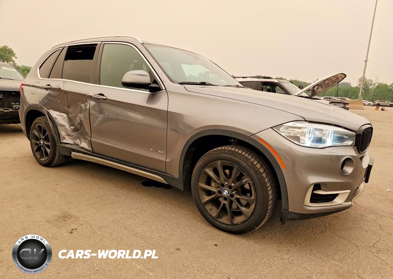 2017 BMW X5 xDrive35I VIN:5UXKR0C34H0V79346 - 4