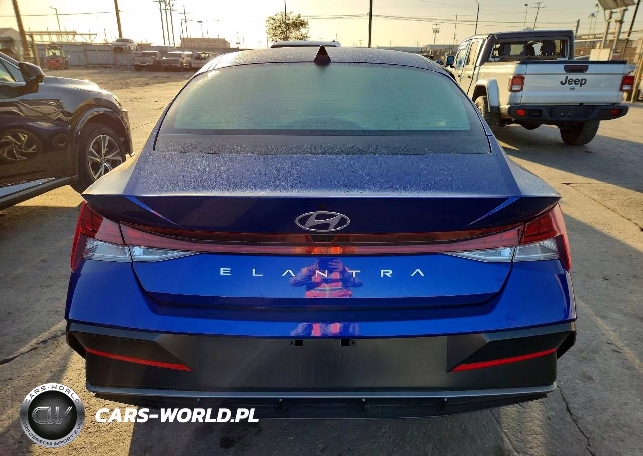 2025 Hyundai Elantra Sel VIN:KMHLS4DG3SU032597 - 6