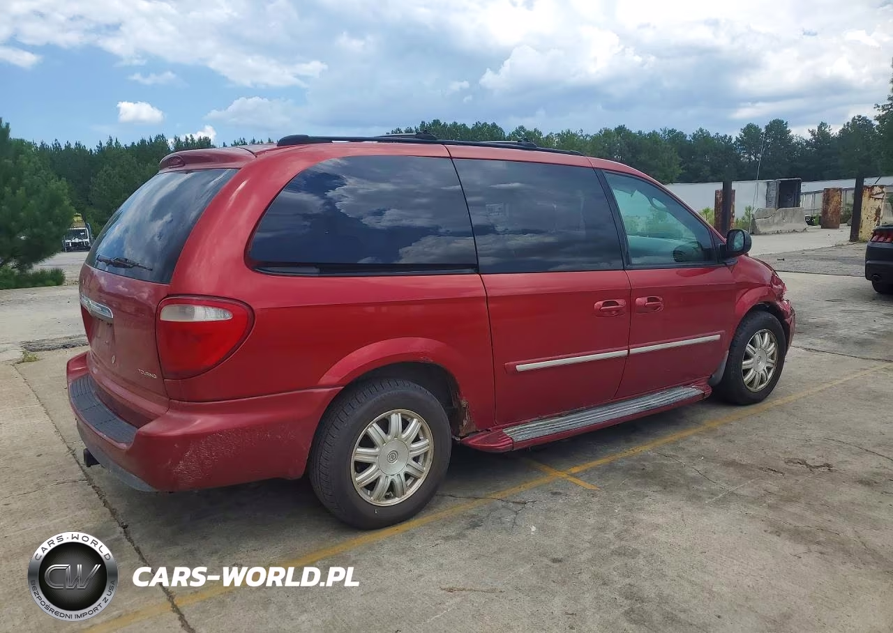 2005 Chrysler Town & Country Touring VIN:2C4GP54L75R206991 - 3