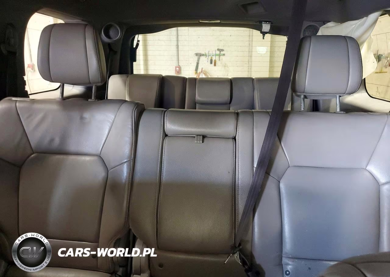 2012 Honda Pilot Touring VIN:5FNYF4H91CB078885 - 10