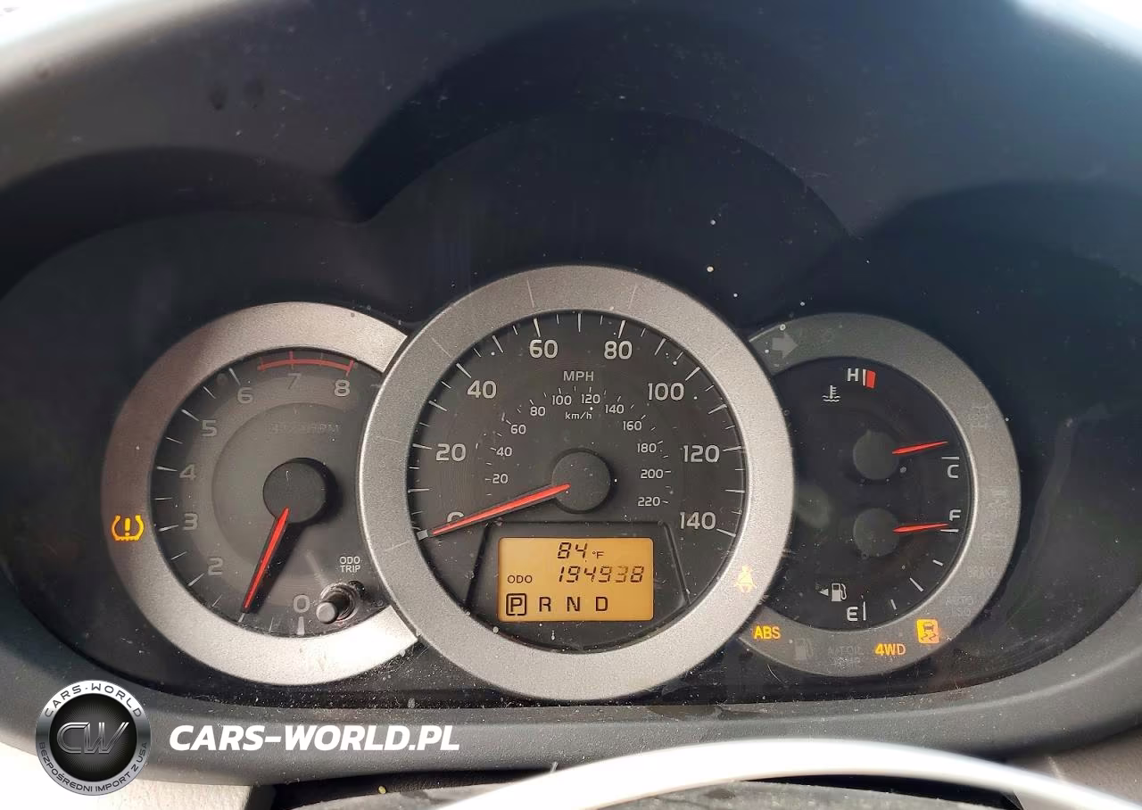 2010 Toyota Rav4 Limited VIN:2T3DF4DV6AW080334 - 9