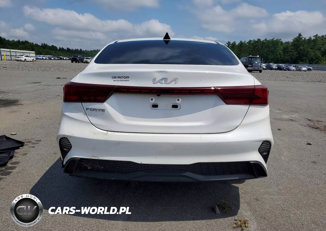 2024 Kia Forte Lxs VIN:3KPF24AD7RE732885 - 6