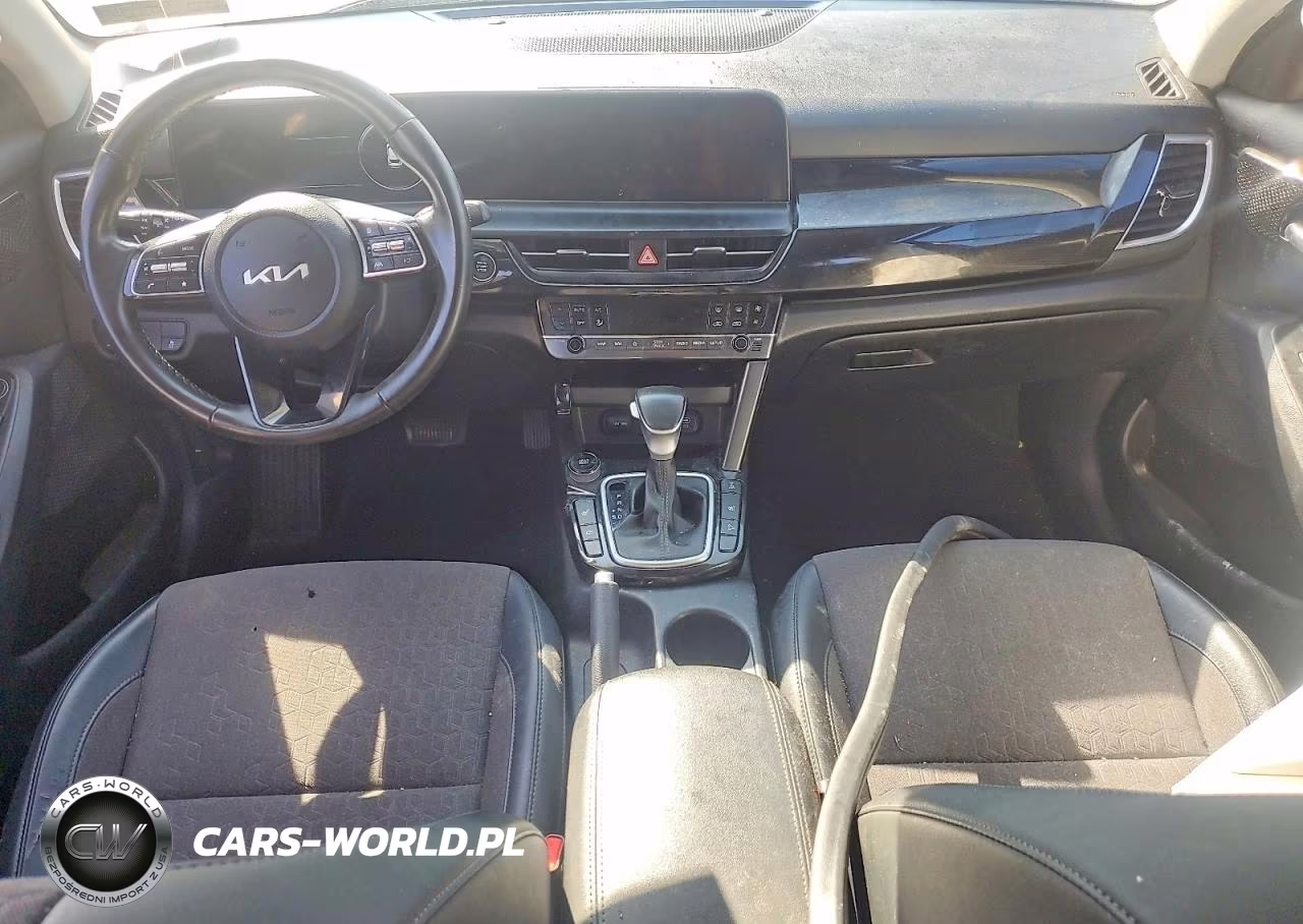 2024 Kia Seltos X Line VIN:KNDEUCA78R7593991 - 8
