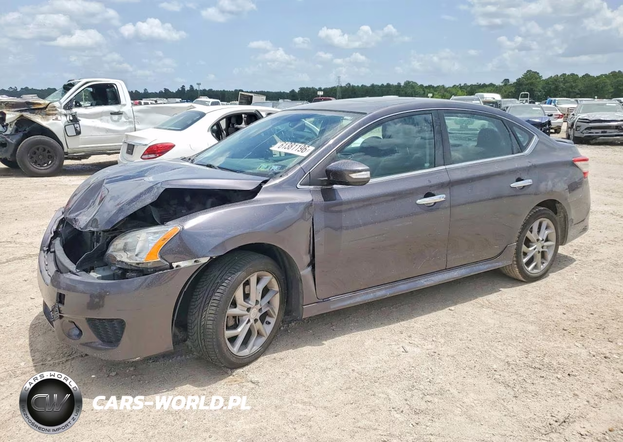 2015 Nissan Sentra Sr – zdjęcie 1 z 12