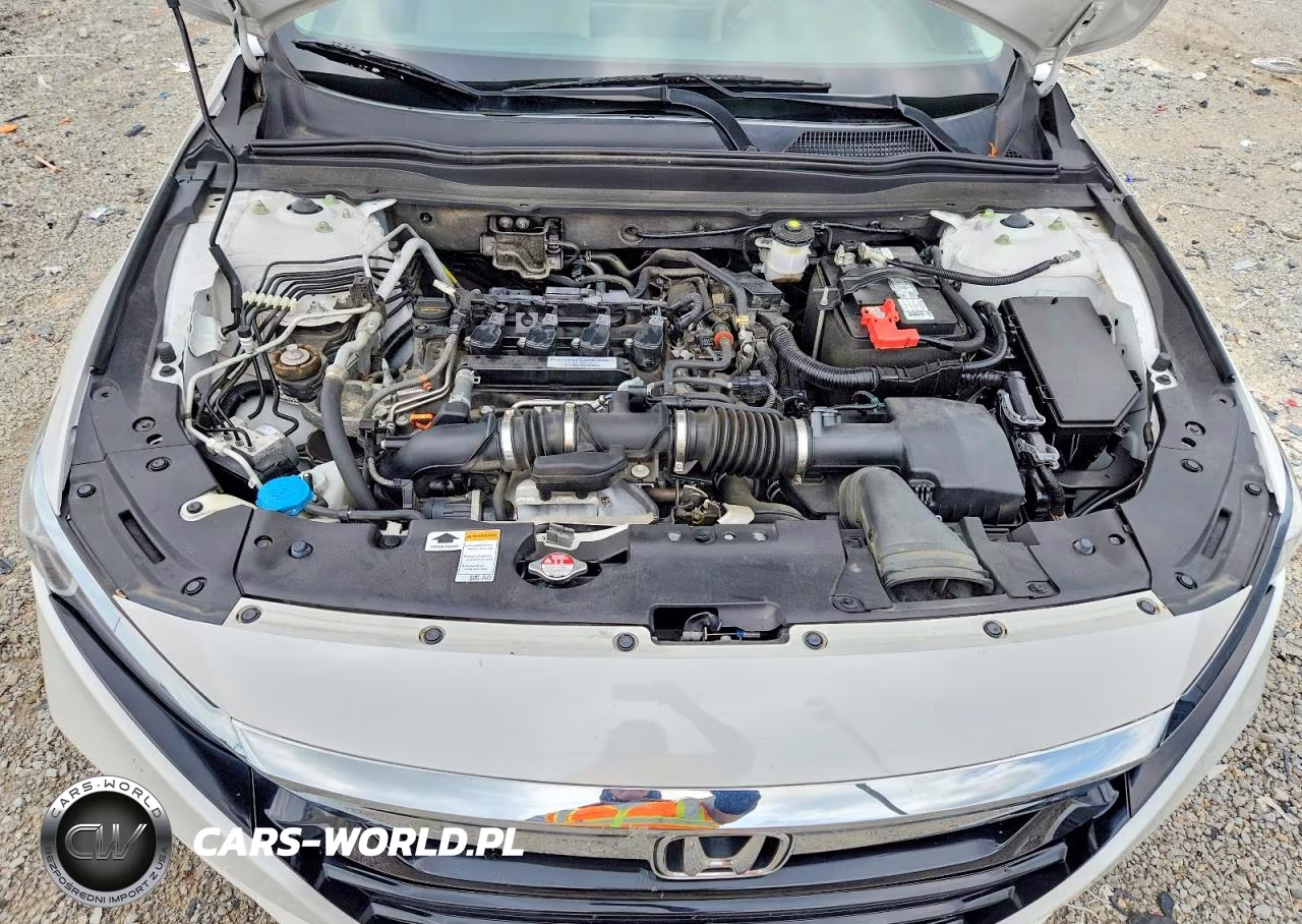 2018 Honda Accord Touring VIN:1HGCV1F9XJA119407 - 11