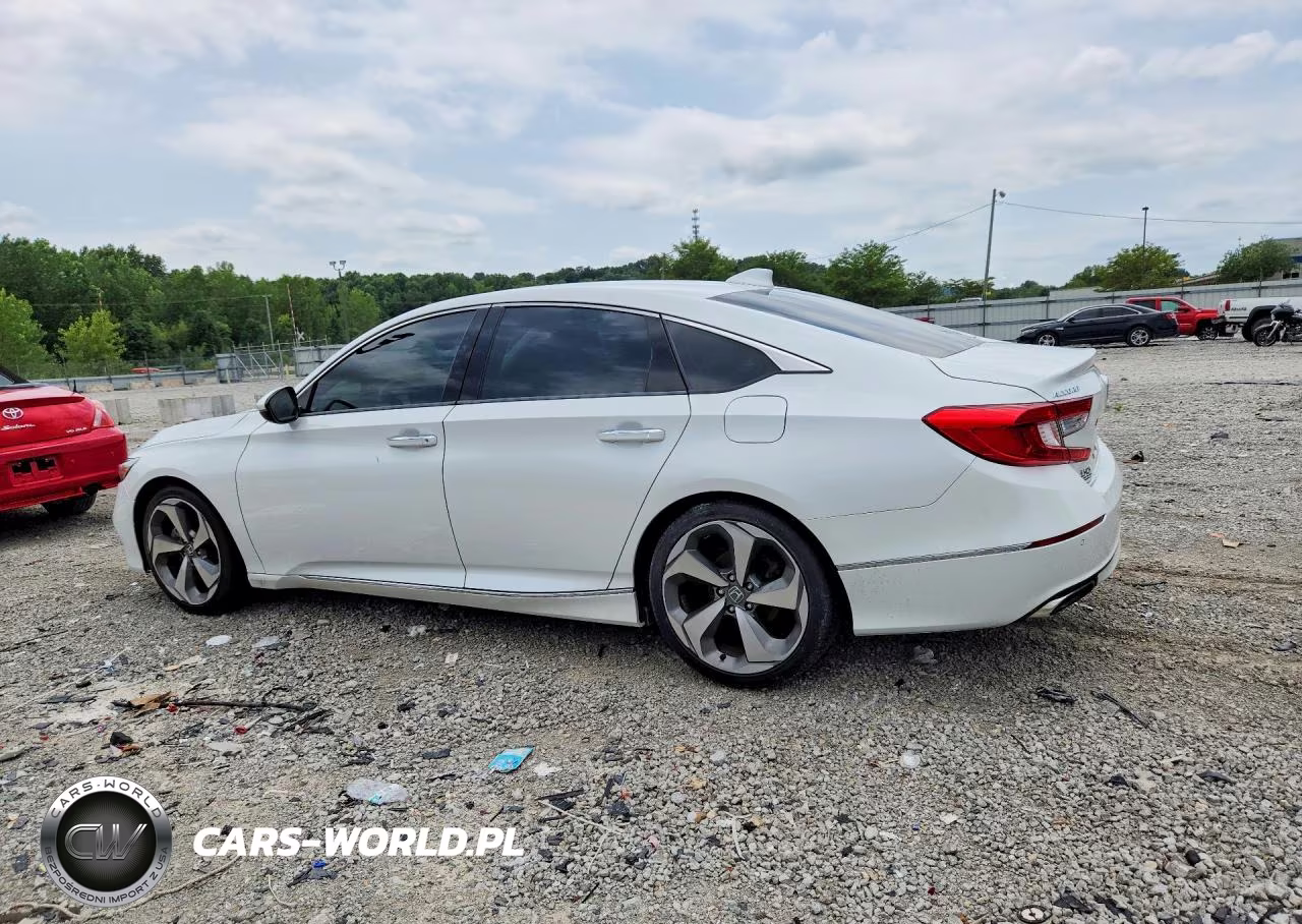 2018 Honda Accord Touring VIN:1HGCV1F9XJA119407 - 2