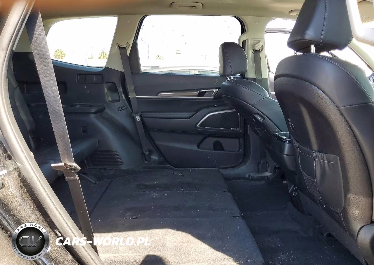 2025 Kia Telluride S VIN:5XYP6DGC0SG587141 - 11
