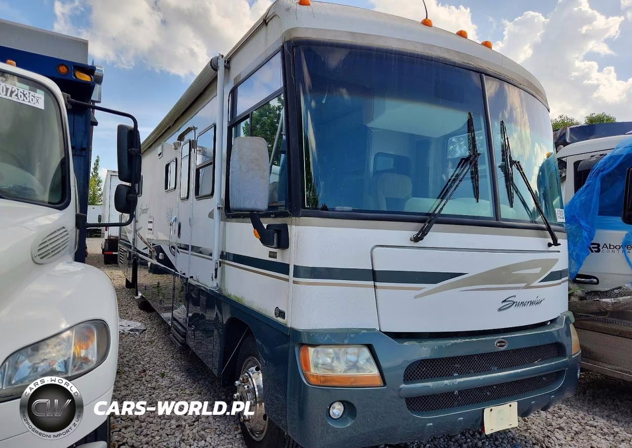 2004 Winnebago Suncruiser Rv – zdjęcie 1 z 10