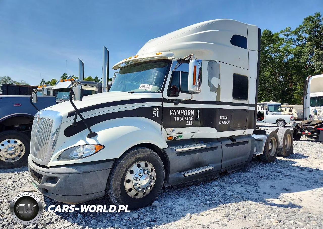2012 International Prostar Semi Truck