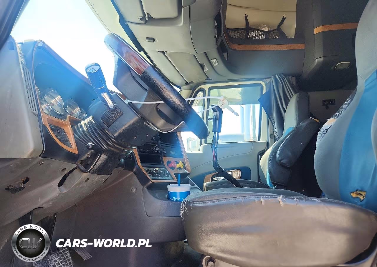 2012 International Prostar Semi Truck VIN:3HSDJAPRXGN750412 - 7