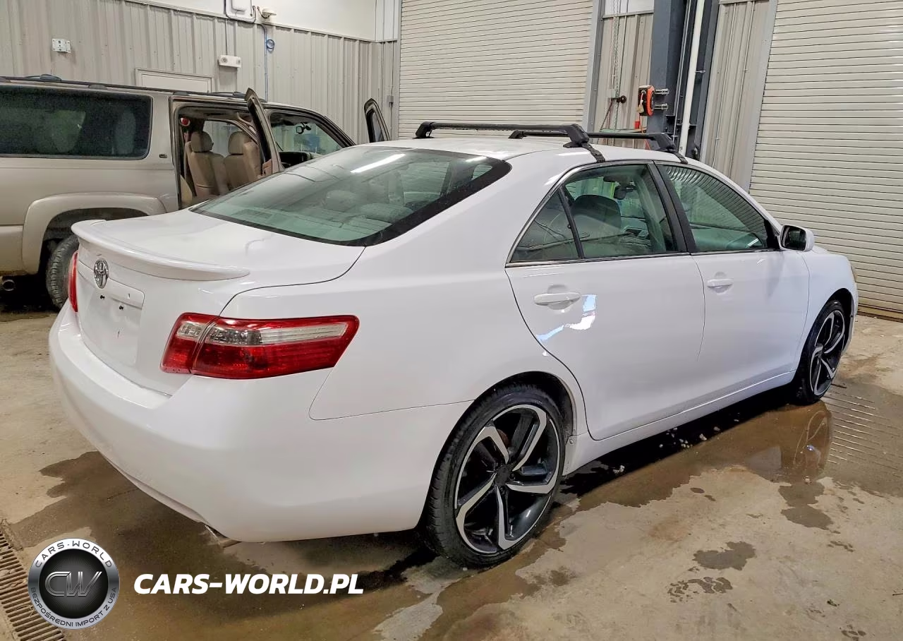 2008 Toyota Camry Xle VIN:4T1BE46K08U737628 - 3