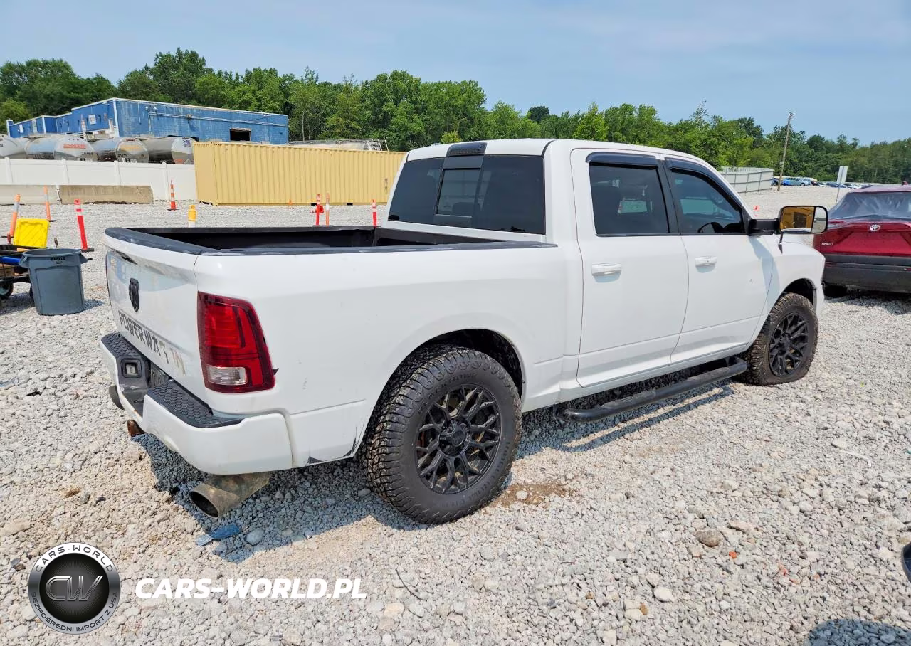 2016 Ram 1500 Sport VIN:1C6RR7MT3GS129043 - 3