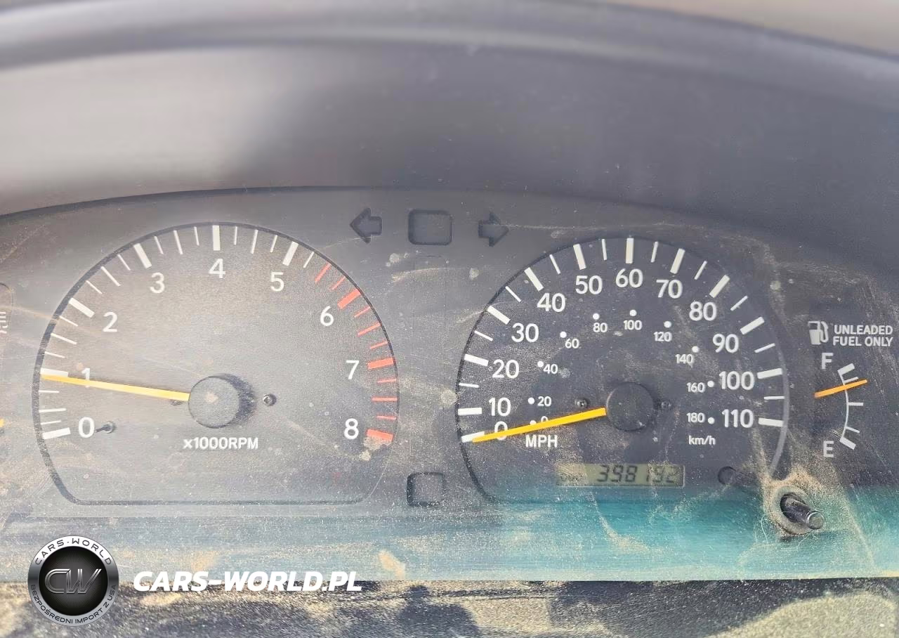 2000 Toyota Tacoma Xtracab VIN:4TAWN72N0YZ648213 - 9