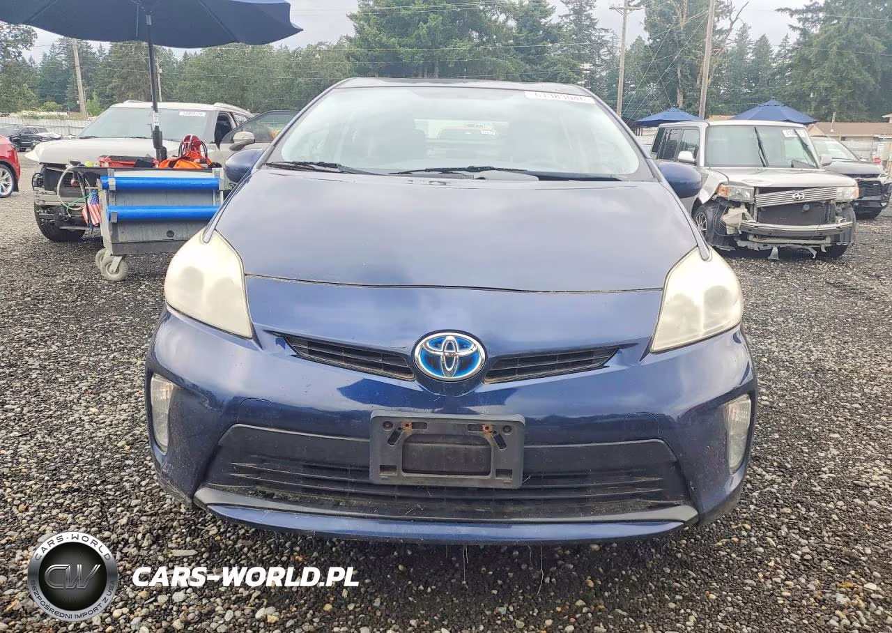 2013 Toyota Prius Three VIN:JTDKN3DU5D1621758 - 5