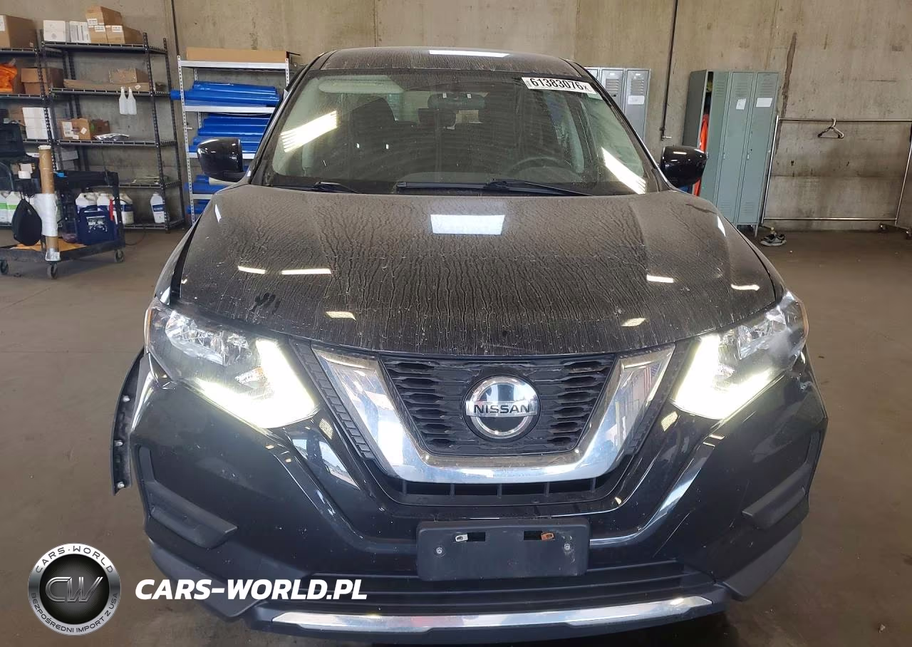 2018 Nissan Rogue S VIN:5N1AT2MV1JC754226 - 5