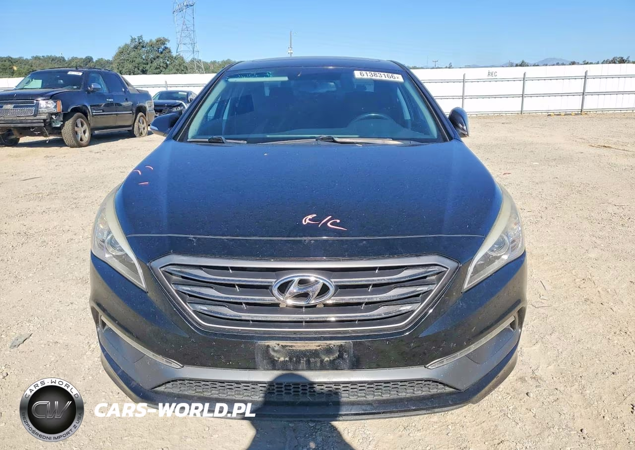 2016 Hyundai Sonata Sport VIN:5NPE34AF9GH415600 - 5