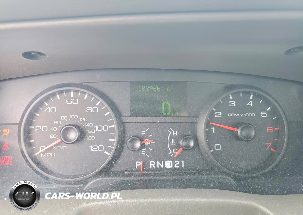 2008 Ford Crown Victoria Lx VIN:2FAFP74V68X132526 - 9