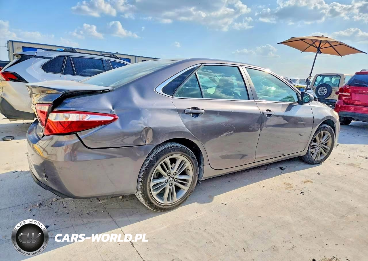 2017 Toyota Camry Se VIN:4T1BF1FK2HU752854 - 3