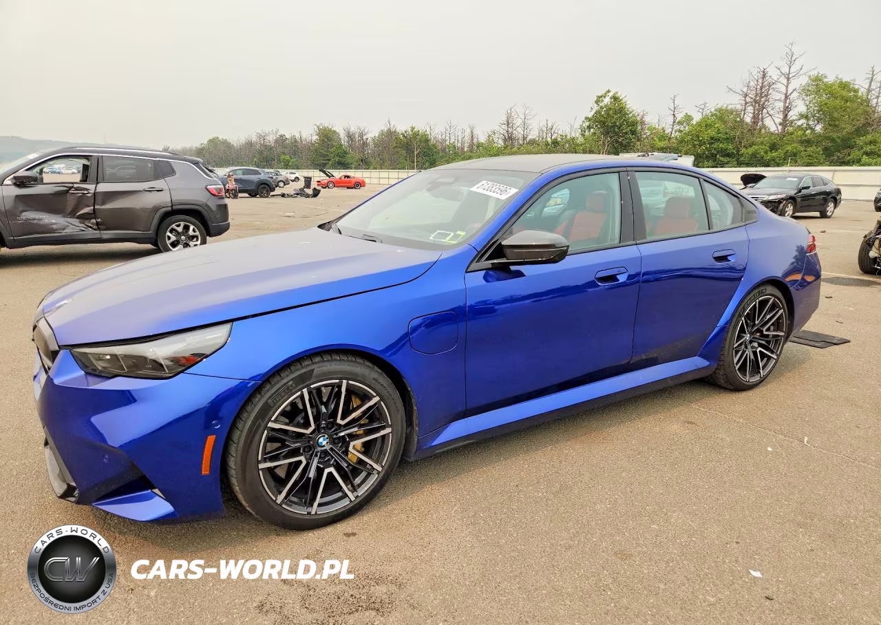 2026 BMW M5 Base – zdjęcie 1 z 12