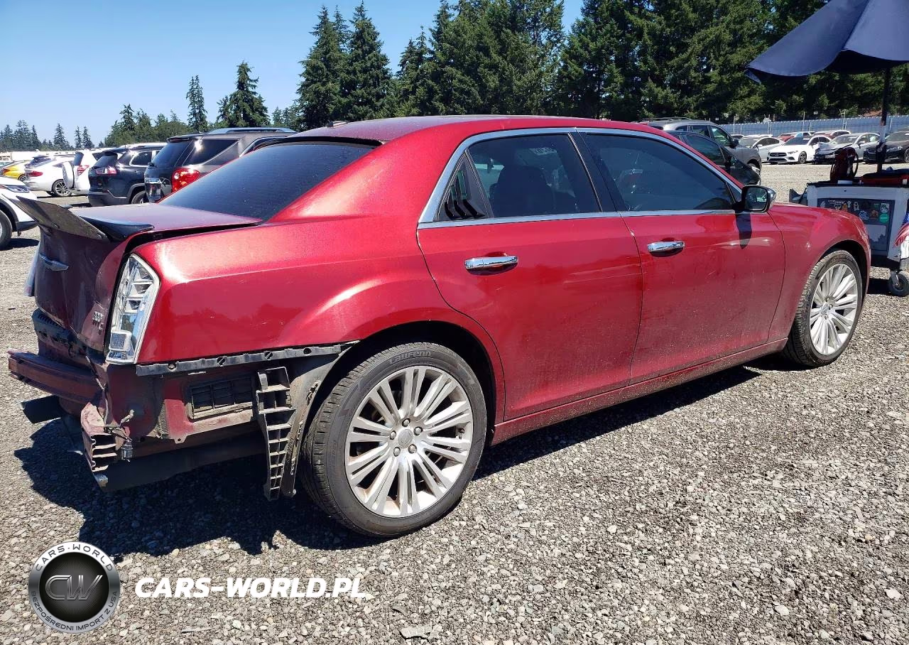2013 Chrysler 300C VIN:2C3CCAET4DH732800 - 3