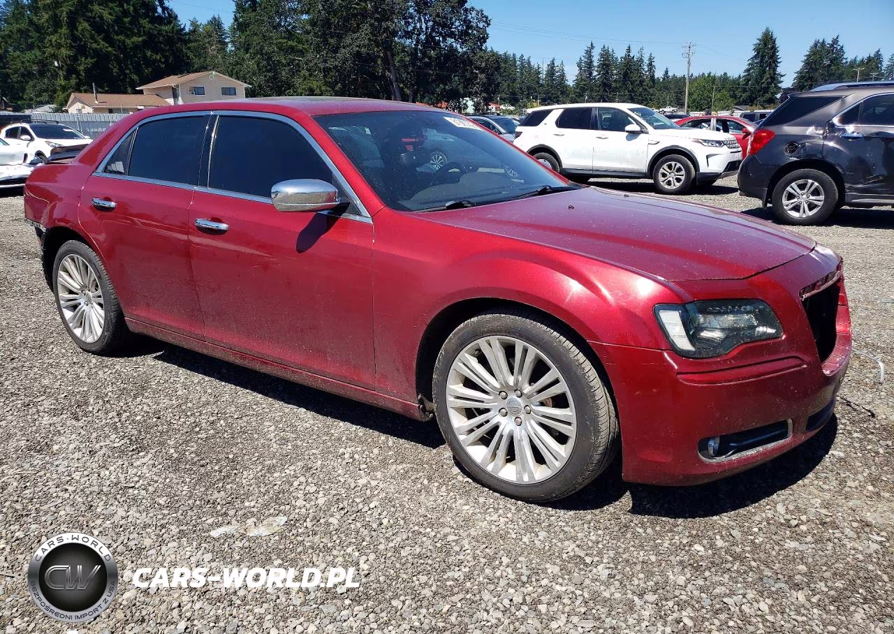 2013 Chrysler 300C VIN:2C3CCAET4DH732800 - 4
